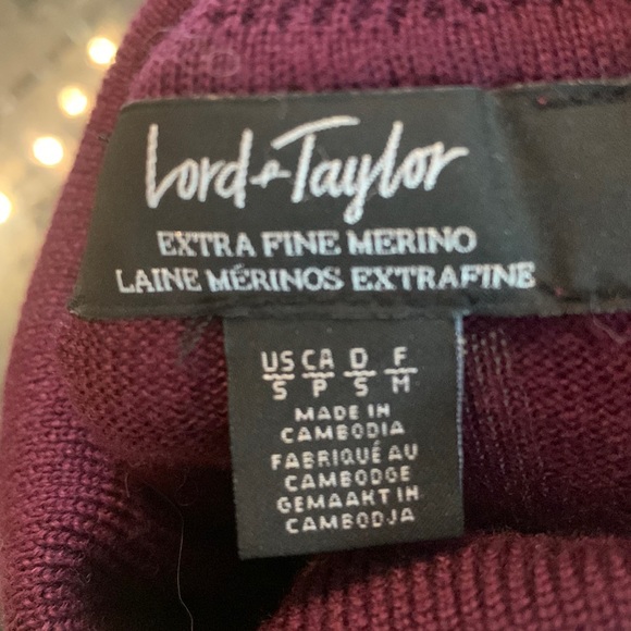 Lord and Taylor Extra Fine Merino Wool Turtleneck - Picture 1 of 4